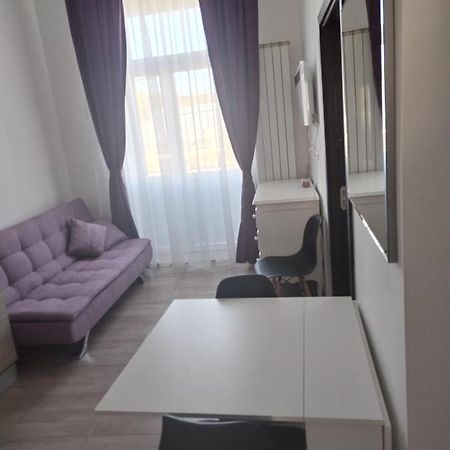 Апартаменты Apartament Nimfea Орадя Экстерьер фото