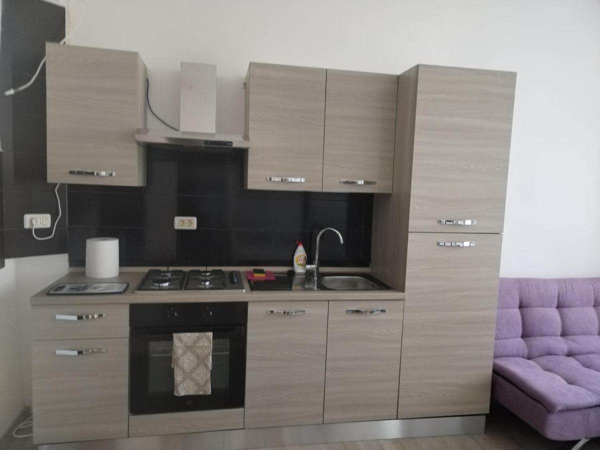 Апартаменты Apartament Nimfea Орадя Экстерьер фото